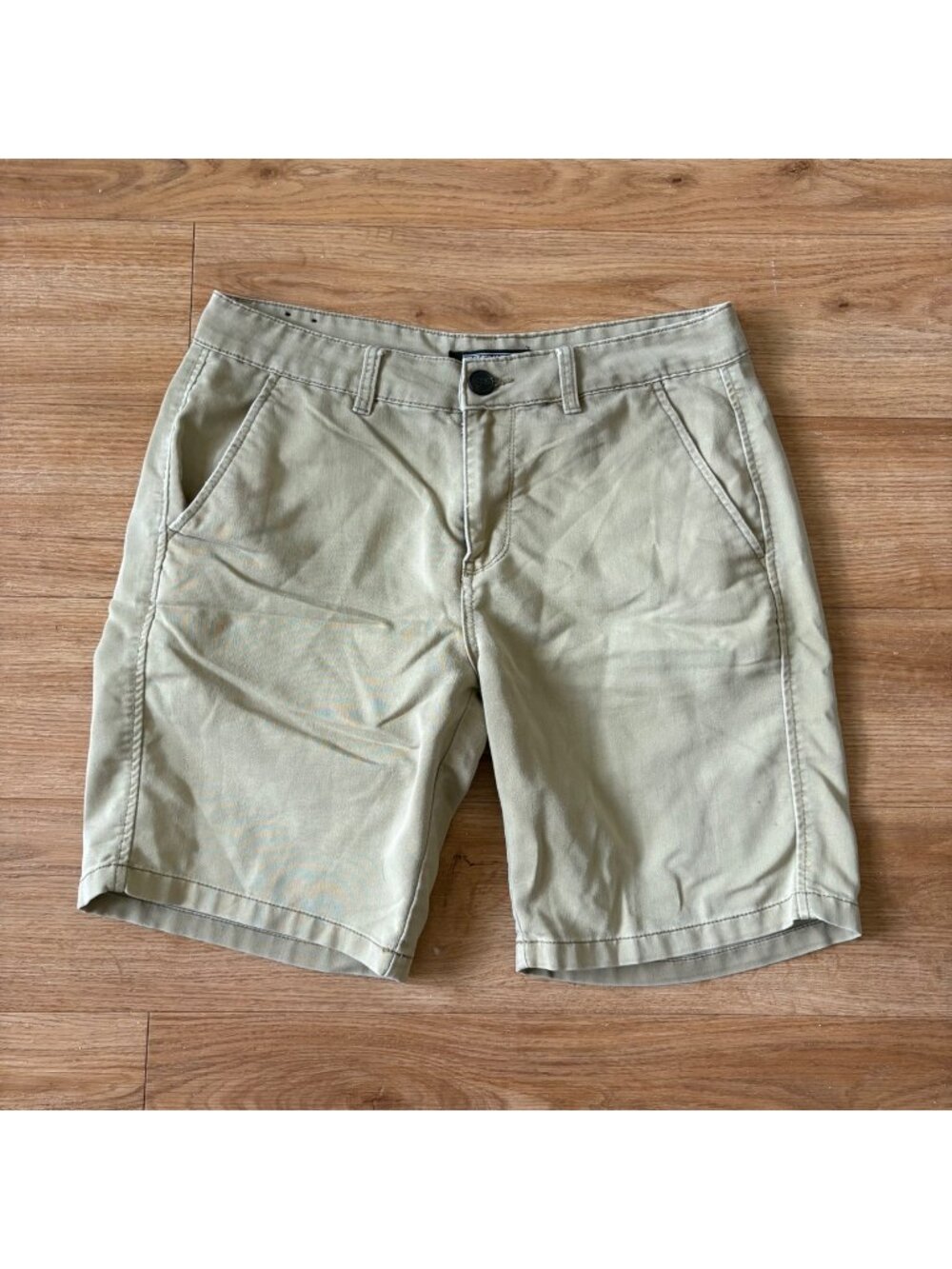 Ezekiel Mid Rise Flat Front Light Denim Khaki Shorts Tan Men’s Size 30